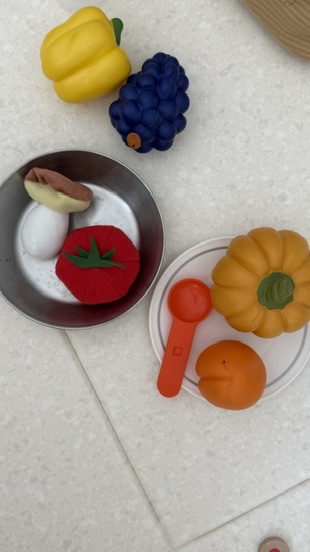 이케아 주방놀이 장난감과 원목 주방놀이 장난감 비교 컷